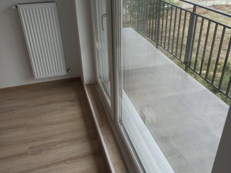 Dealul Cucului, sect.4/ zona Mall Grand Arena, 3cam.dec/  parc T.Arghezi